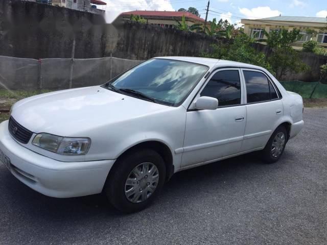 Bán xe Toyota Corona 2001, màu trắng số sàn, giá tốt