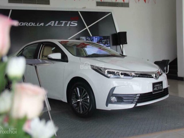 Bán Toyota Corolla Altis 1.8G mẫu mới 2017