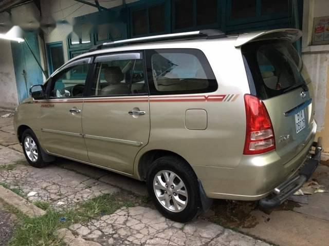 Bán Toyota Innova đời 2006, màu vàng