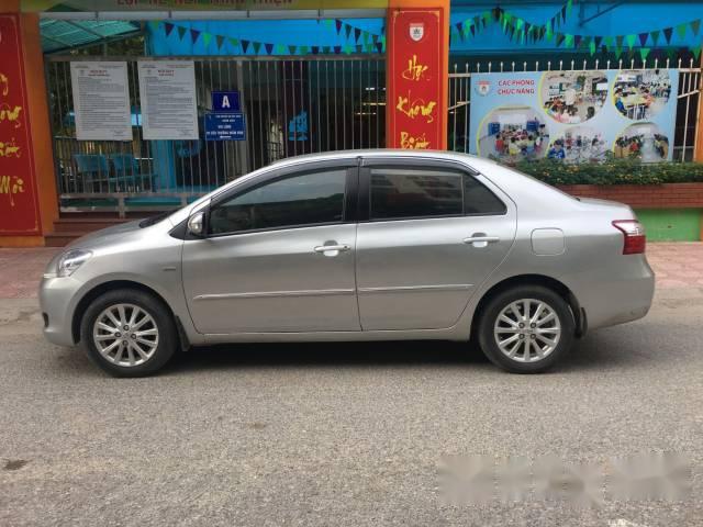 Chính chủ bán Toyota Vios 1.5E đời 2012, màu bạc