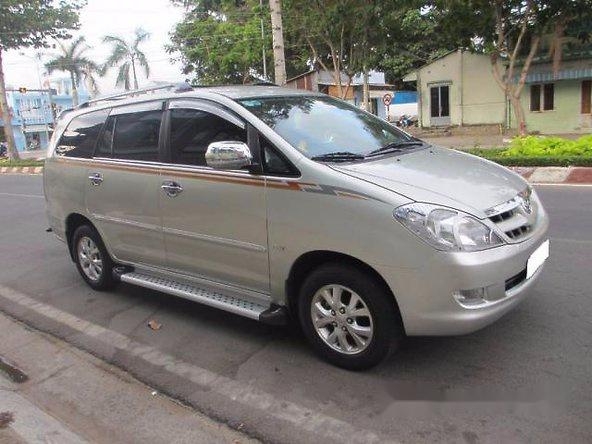 Bán xe Toyota Innova G năm 2006, màu bạc, giá tốt