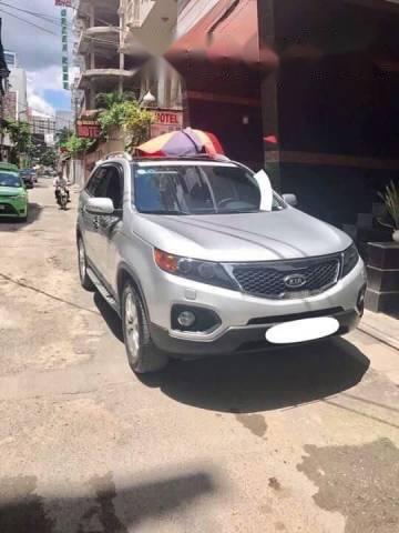 Bán xe Kia Sorento đời 2012, màu bạc số tự động, 580tr