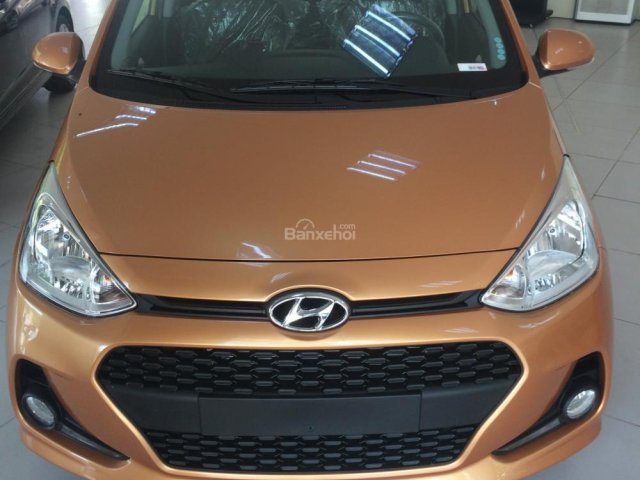 Bán Hyundai Grand i10 CKD 2018 vàng cam, giá nét giao ngay, khuyến mãi đầy đủ