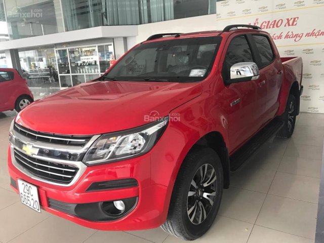 Cần bán xe Chevrolet Colorado High Country 2.8 AT 4x4 sản xuất 2017, màu đỏ, nhập khẩu