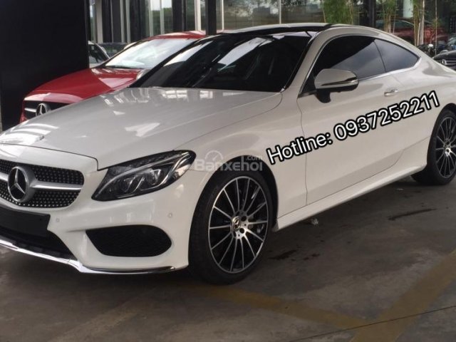 Bán Mercedes C300 Coupe 2019 siêu thể thao, sức mạnh cực khủng, thời trang