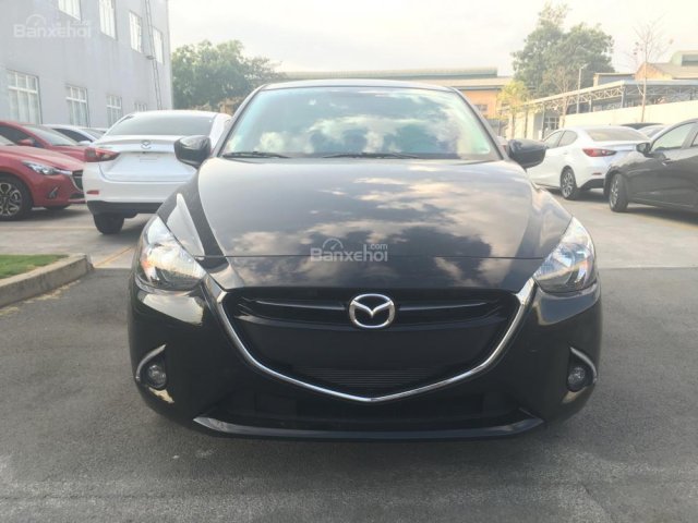 Mazda Cộng Hòa cần bán xe Mazda 2, màu đen, giá chỉ 529 triệu