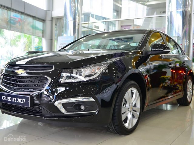 Chevrolet Cruze LT 1.6MT 2017, chiết khấu ngay 60 triệu đồng