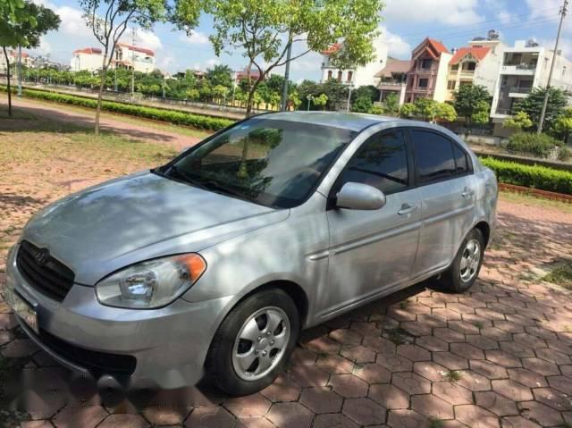 Chính chủ bán Hyundai Verna đời 2008, màu bạc, nhập khẩu