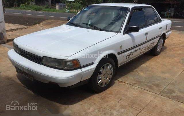 Bán Camry, giá cạnh tranh