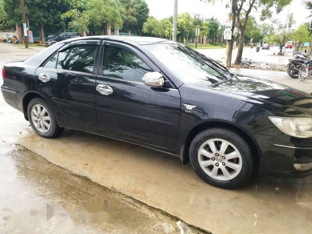 Cần bán xe Toyota Camry 2.4 G đời 2004, màu đen