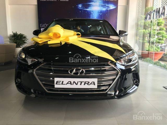 Hyundai Elantra 1.6 AT đời 2017, màu đen liên hệ: 0934436555 để có giá tốt