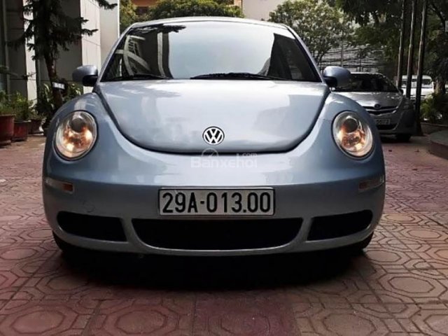 Bán Volkswagen Beetle 1.6AT năm 2010, màu xanh lam, nhập khẩu  