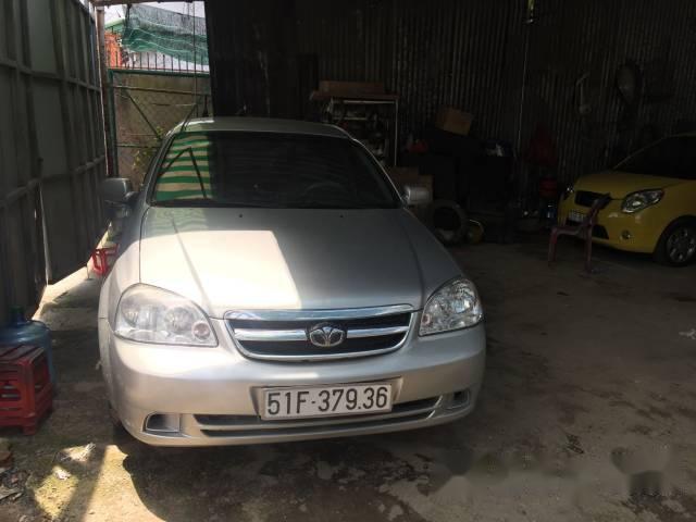 Bán Daewoo Lacetti 2010, màu bạc