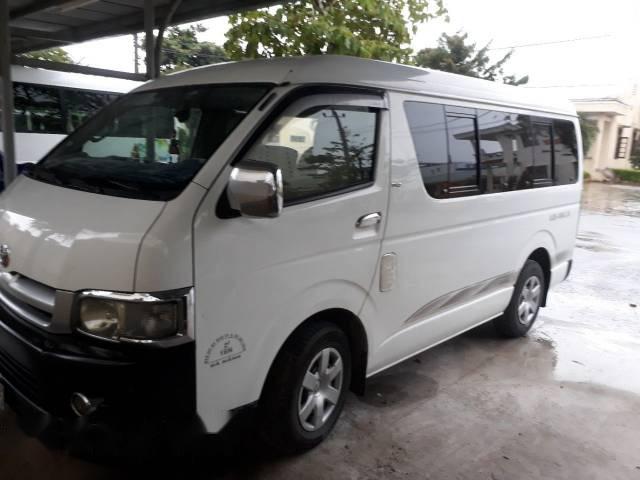 Bán Toyota Hiace 2009, màu trắng, giá tốt