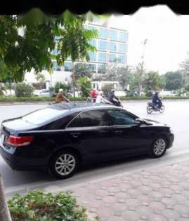 Bán Toyota Camry 2.0 đời 2010, màu đen, nhập khẩu  