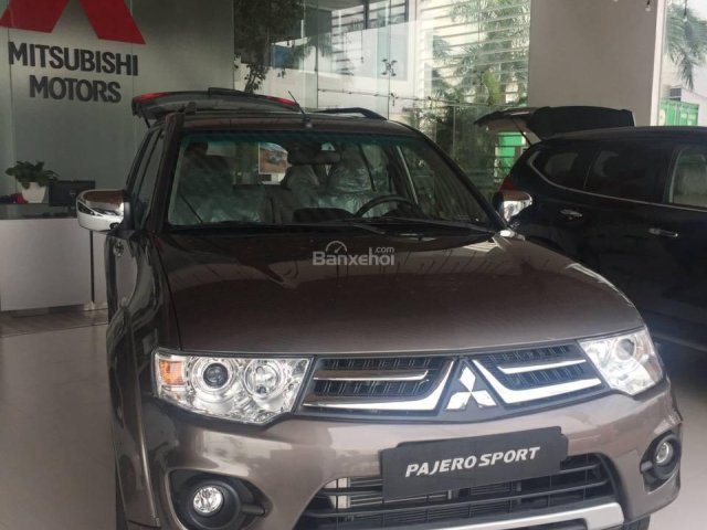 Giá ưu đãi chưa từng có cho Mitsubishi Pajero Sport, máy dầu, số sàn