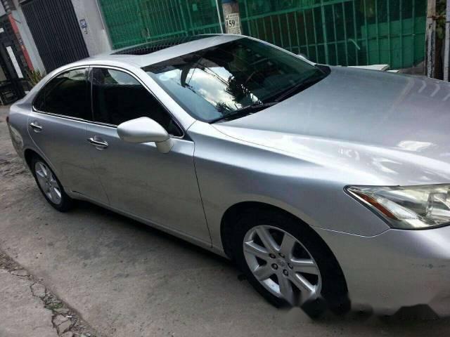 Bán ô tô Lexus ES 350 đời 2010, màu bạc, nhập khẩu