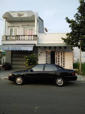 Cần bán lại xe Toyota Camry đời 1995, màu đen số tự động, giá chỉ 245 triệu