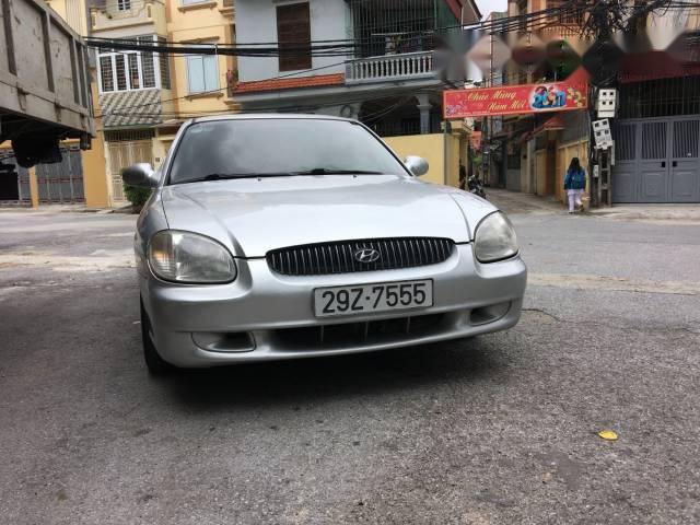 Xe Hyundai Sonata AT đời 2000, màu bạc, giá 165tr