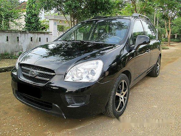 Cần bán xe Kia Carens đời 2016, màu đen, 465 triệu