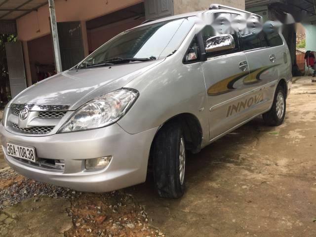 Cần bán lại xe Toyota Innova đời 2007, giá 280tr