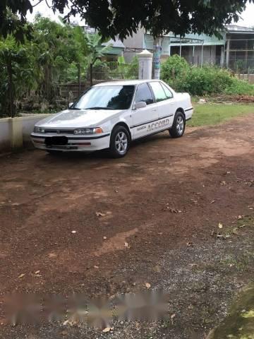 Bán Honda Accord đời 1992, màu trắng, nhập khẩu  