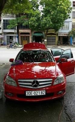 Chính chủ bán xe Mercedes C200 2010, màu đỏ