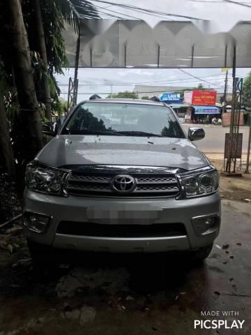 Cần bán lại xe Toyota Fortuner MT 2009, giá chỉ 560 triệu