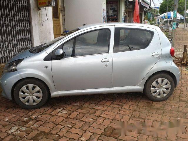 Cần bán lại xe Toyota Aygo 2008, màu bạc, giá tốt