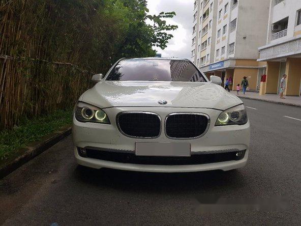 Cần bán gấp BMW 7 Series 740Li đời 2010, màu trắng, xe nhập