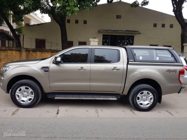 Bán xe Ford Ranger XLT đời 2015, màu cát cháy, xe nhập