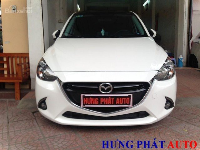 Cần bán gấp Mazda 2 1.5L AT đời 2016, màu trắng, giá chỉ 530 triệu