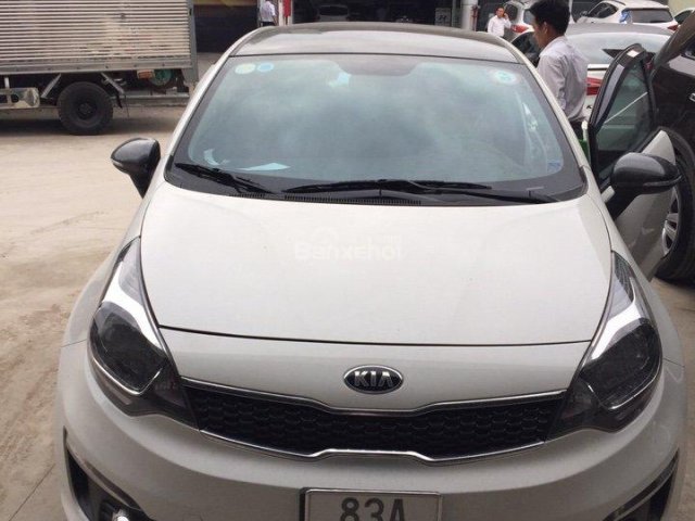 Cần bán lại xe Kia Rio 1.4AT đời 2016, màu trắng, nhập khẩu Hàn Quốc số tự động, 498tr