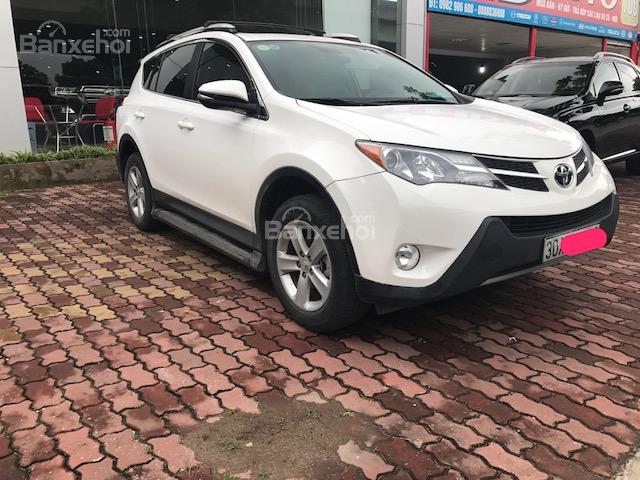 Bán ô tô Toyota RAV4 XLE đời 2013, màu trắng, nhập khẩu nguyên chiếc chính chủ