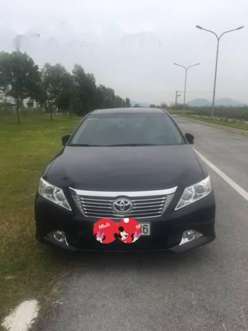 Bán Toyota Camry 2.0E năm 2013, màu đen  