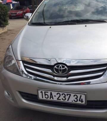 Bán Toyota Innova đời 2008, màu bạc  