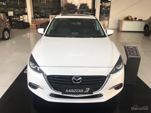 [ Mazda Hải Phòng ] Bán xe Mazda 3 1.5 Sedan 2017 giá 649 triệu, tặng 2 năm, bảo hiểm LH: 0904 138869