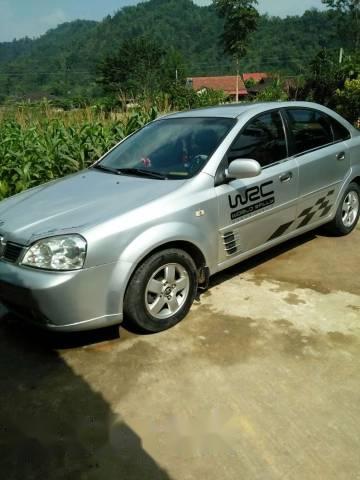 Bán Daewoo Lacetti đời 2004, màu bạc xe gia đình, giá tốt