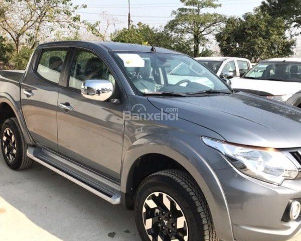 Bán Mitsubishi Triton CVT đời 2017, màu xám, nhập khẩu, giá tốt