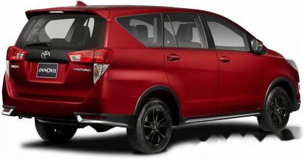 Cần bán xe Toyota Innova G đời 2017, màu đỏ, giá 825tr