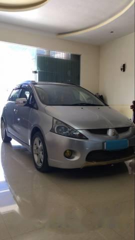 Bán Mitsubishi Grandis 2008, màu bạc