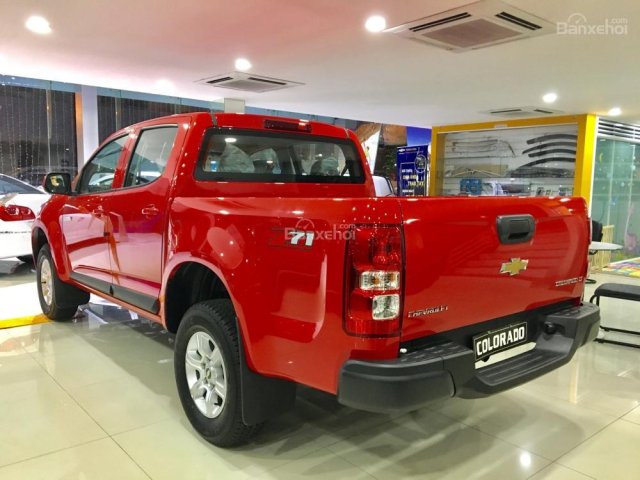 Bán Chevrolet Colorado 2.5 LT 4x2 đời 2018 màu đỏ, xe nhập, giá tốt