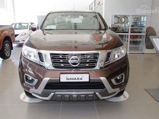 Navara VL Pre giá chỉ từ 7xx triệu