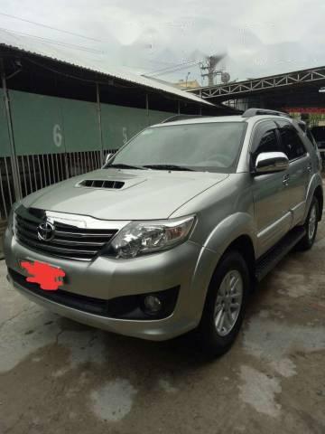 Cần bán Toyota Fortuner đời 2013, giá chỉ 750 triệu