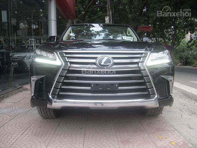 Bán xe Lexus LX 570 đời 2017, màu đen, xe nhập Mỹ