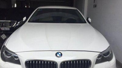 Cần bán lại xe BMW 5 Series 520i đời 2015, màu trắng, nhập khẩu nguyên chiếc