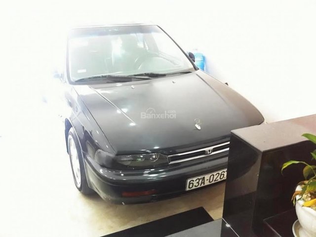 Cần bán gấp Honda Accord đời 1992, màu đen, nhập khẩu giá cạnh tranh