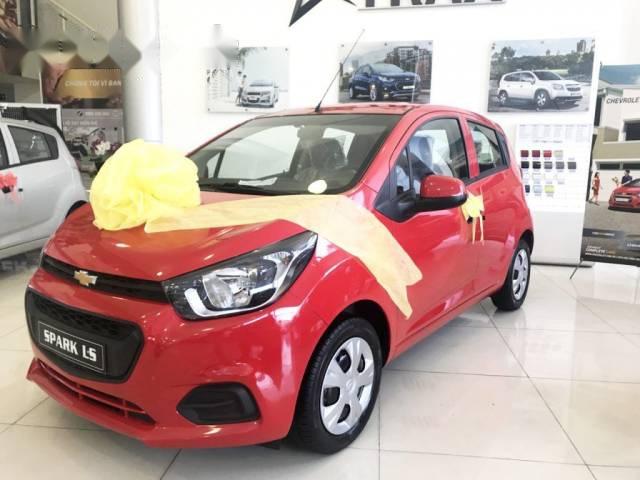 Bán Chevrolet Spark đời 2017, màu đỏ