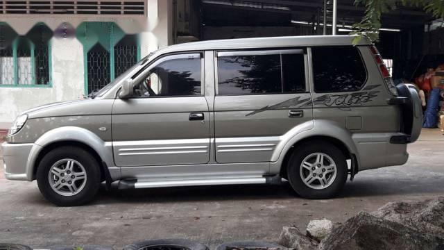 Bán gấp Mitsubishi Jolie đời 2005, giá bán 210 triệu