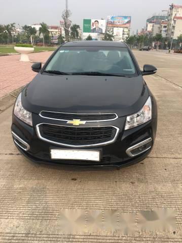 Cần bán xe Chevrolet Cruze LT sản xuất 2016, màu đen